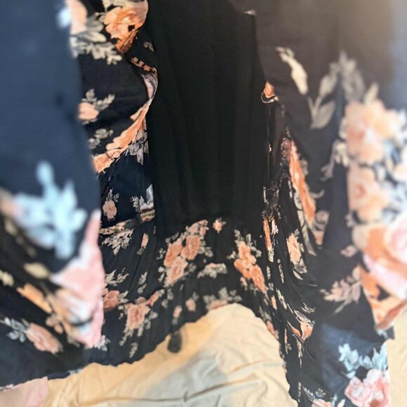 Torrid Size 3 Black Floral Tassel Lace-up Neck Maxi Dress - Picture 11 of 16